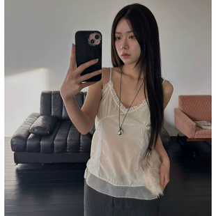 甜美蕾丝边V领吊带春新款 韩国优雅丝绒细肩带打底背心上衣
