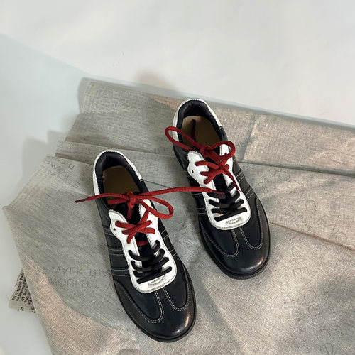 德训鞋女平底马皮单鞋子真皮