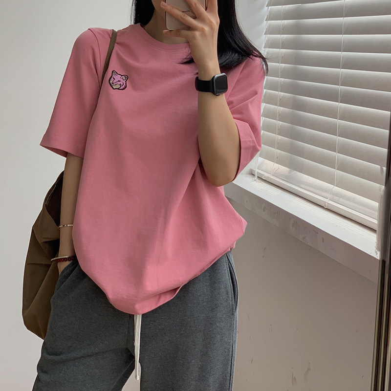 2025春夏新款小狐狸刺绣短袖T恤女纯棉中长宽松简约百搭绛紫粉色