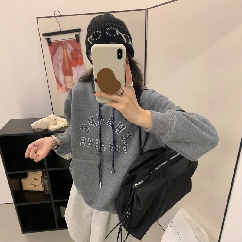 字母连帽加绒加厚卫衣女