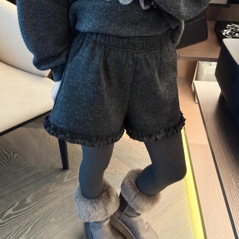 黑灰色高腰毛呢短裤女
