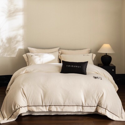 秋冬加厚轻奢高级纯色刺绣牛奶绒法兰绒四件套保暖珊瑚绒床上用品