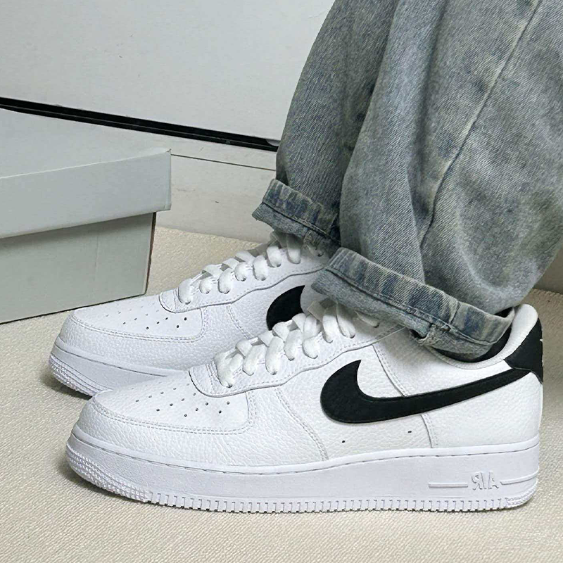 耐克/Nike Air Force 1 空军一号白黑男款经典低帮板鞋CT2302-100,运动鞋new,板鞋,淘宝优惠券,粉丝福利购,淘宝优惠卷