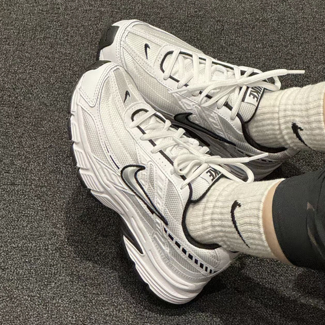 耐克/Nike Initiator 白色蓝复古舒适皮革舒适跑步鞋FQ6873-101,运动鞋new,板鞋,淘宝优惠券,粉丝福利购,淘宝优惠卷