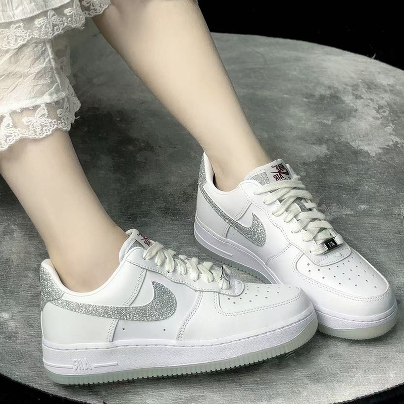 耐克/Nike Air Force 1 百搭舒适女款白灰低帮休闲板鞋HQ3461-191,运动鞋new,板鞋,淘宝优惠券,粉丝福利购,淘宝优惠卷