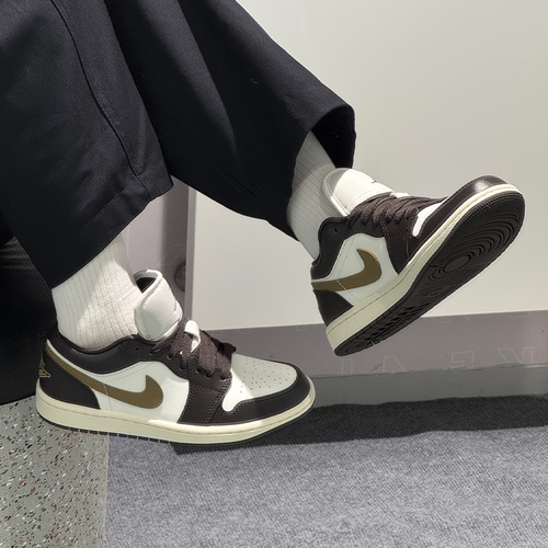 耐克/Nike Air Jordan 1 Low 棕色小摩卡低帮女款板鞋 DC0774-200