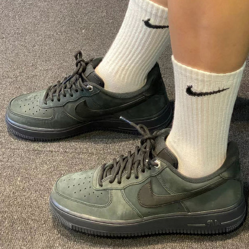 耐克/Nike Air Force 1 男款空军一号时尚透气低帮板鞋CJ9179-001