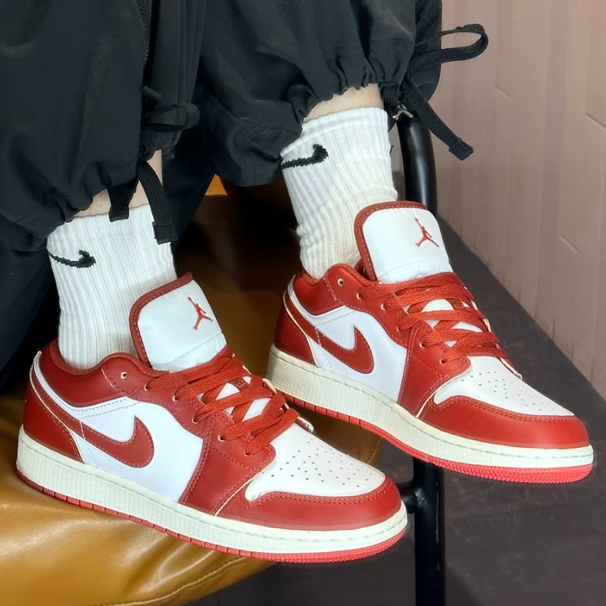 耐克/Nike Jordan 1 Low 白红经典运动耐磨低帮板鞋 FJ3465-160,运动鞋new,板鞋,淘宝优惠券,粉丝福利购,淘宝优惠卷