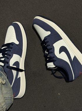 耐克/Nike Air Jordan 1 SE 舒适贴合低帮复古篮球鞋 IO7448-400