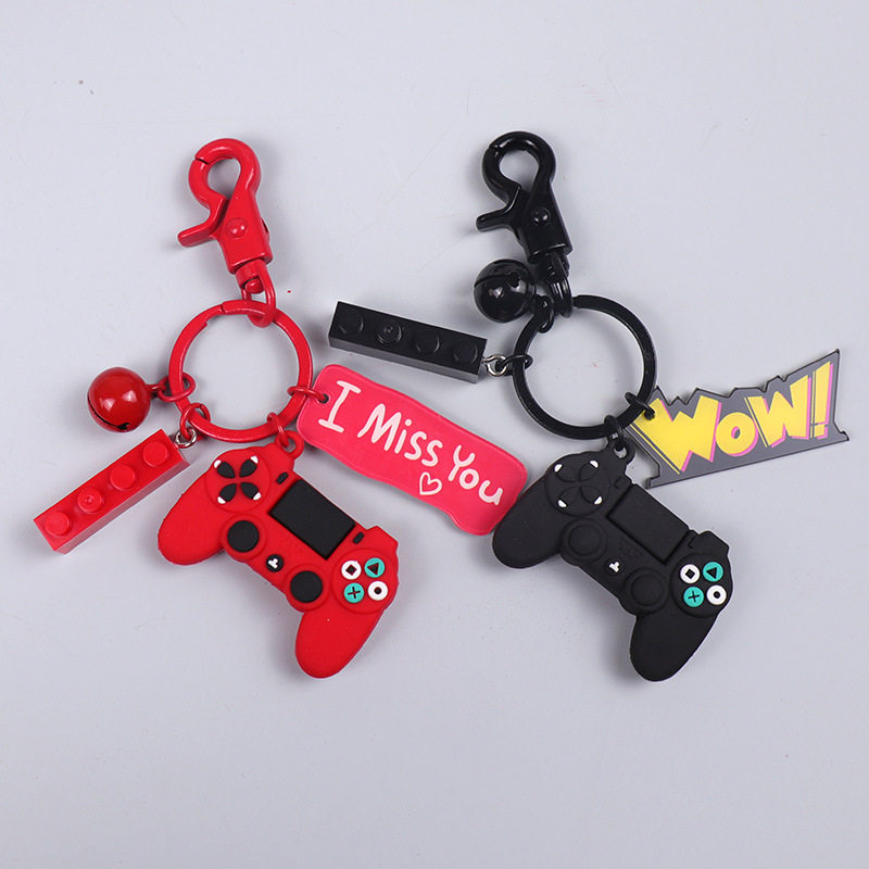 滴胶黑白游戏机手柄钥匙扣男女怀旧礼品汽车钥匙链包挂件潮流怀旧