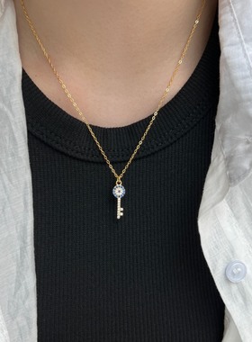 S925纯银恶魔之眼系列项链女ins轻奢个性蓝色锆石钥匙吊坠锁骨链