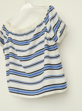 拉系列S/L专柜断码 女夏蓝条纹乔其宽松一字露肩短衬衫8B2306