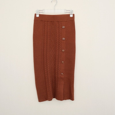 专柜正品冬厚柔毛线七分半身裙