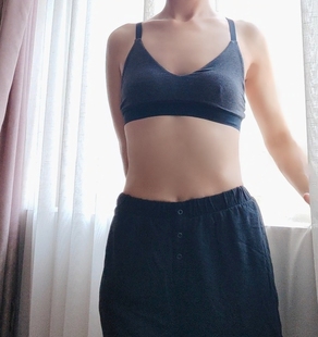 加拿大aritzia家comn灰黑色弹力棉无垫文胸运动内衣