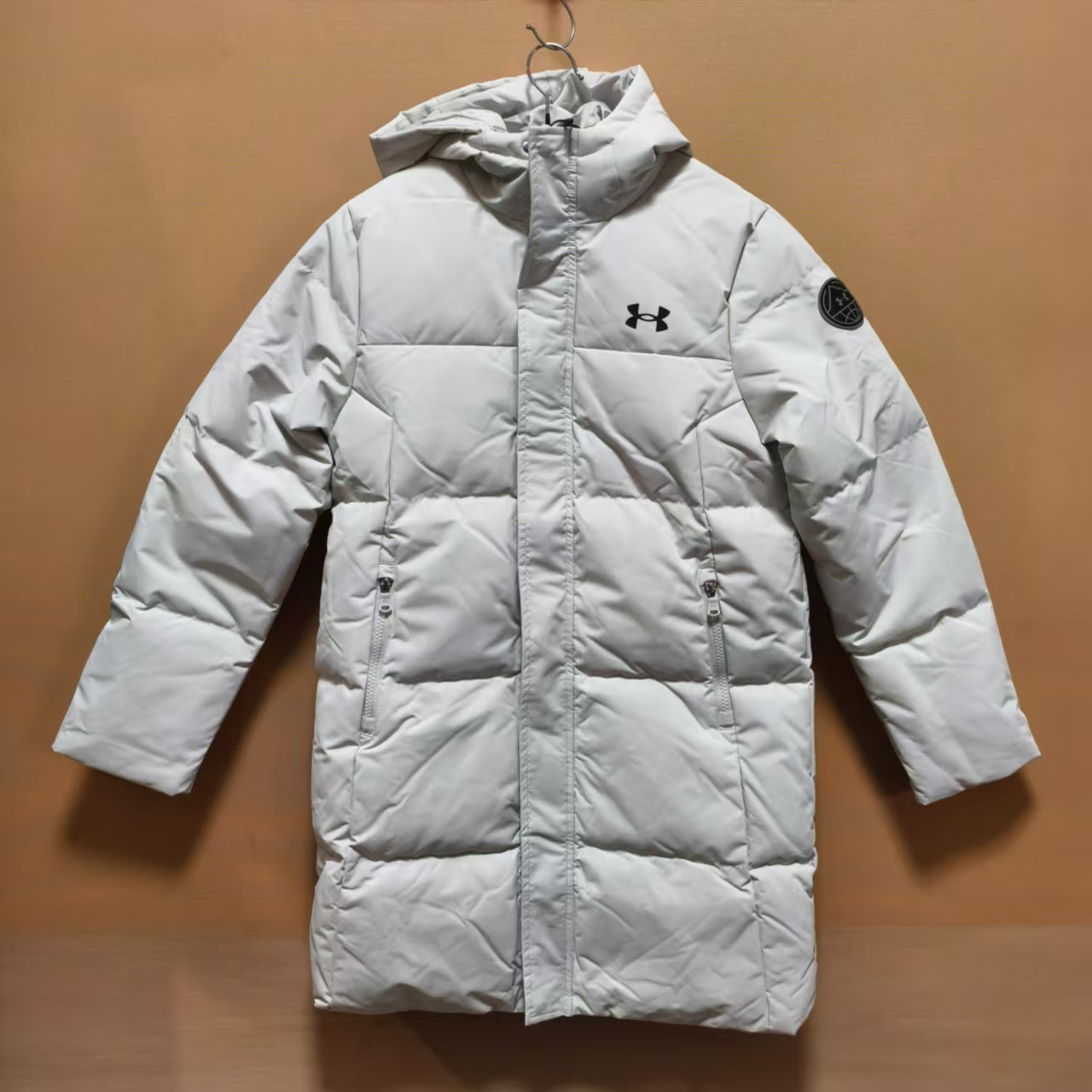 安德玛儿童中长款加厚羽绒服