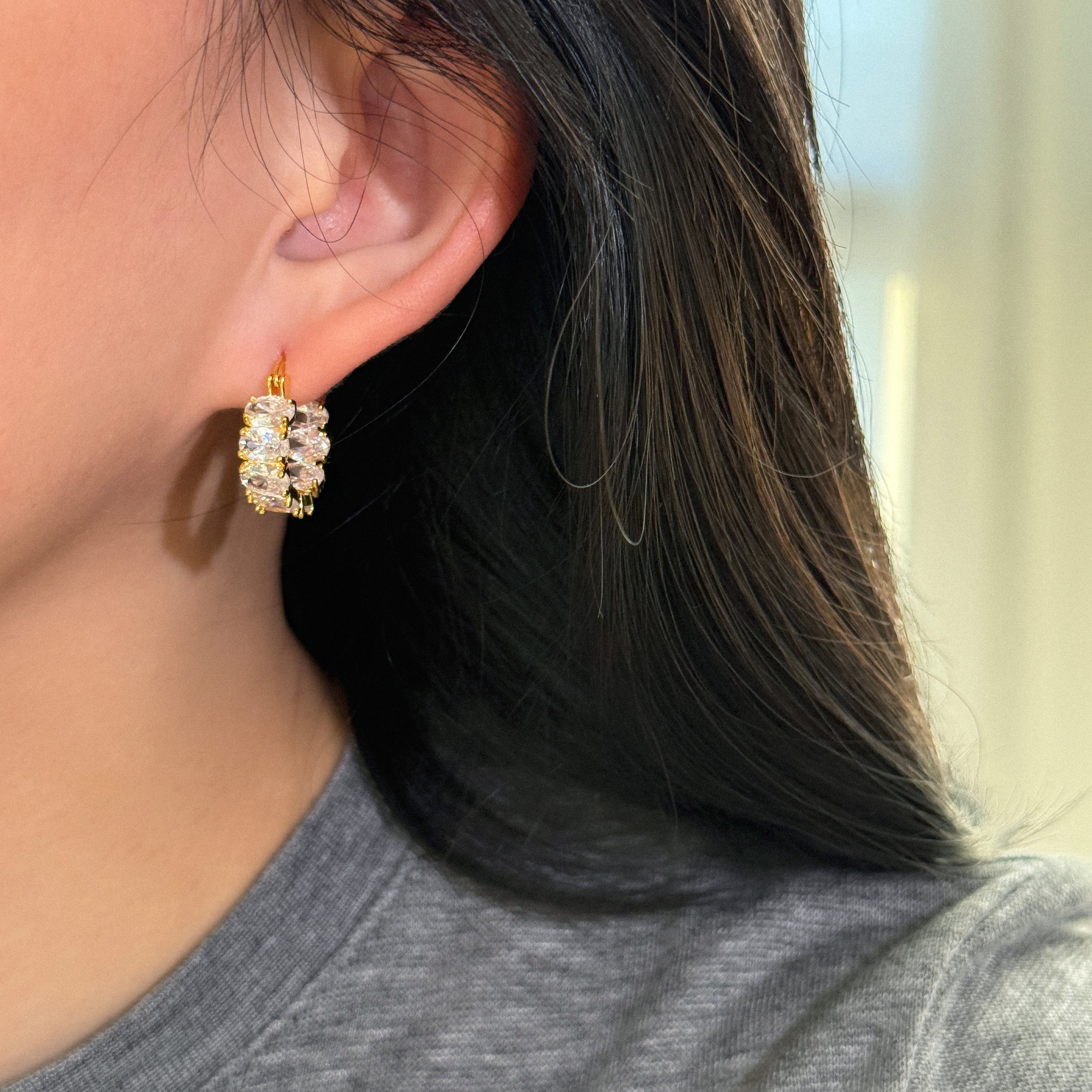 浮漾轻奢小众超闪锆石耳钉