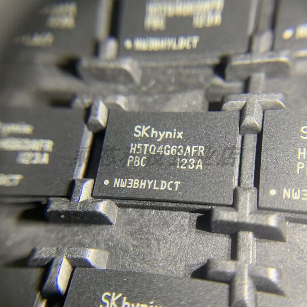 H5TQ4G63AFR-PBC 存储芯片FBGA-96 DDR3闪存颗粒16位