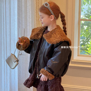 女童复古深棕色大翻领夹克皮衣冬季新品韩系女宝宝保暖外套时髦潮