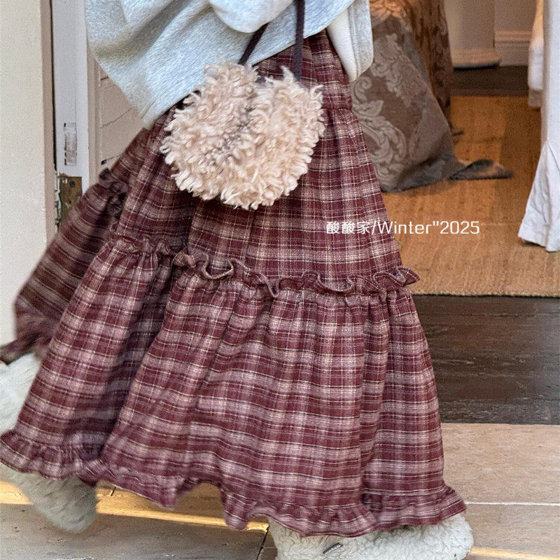 女童复古木耳边格子半身裙冬季新品女宝宝裙子加绒中长款半裙百搭