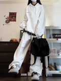 白灰色套装常规