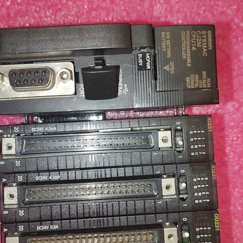 可维修PLC模块，CJ2M-CPU14。CJ1W-ID231
