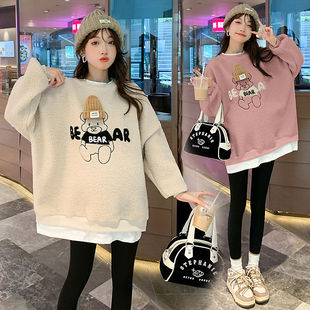 孕妇装 网红刺绣小熊保暖潮妈遮肚不显怀假两件羊羔毛卫衣 秋冬时尚