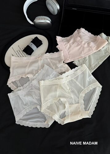 NAIVE MADAM内目21365一触即凉冰丝内裤女蕾丝边中腰包臀三角裤