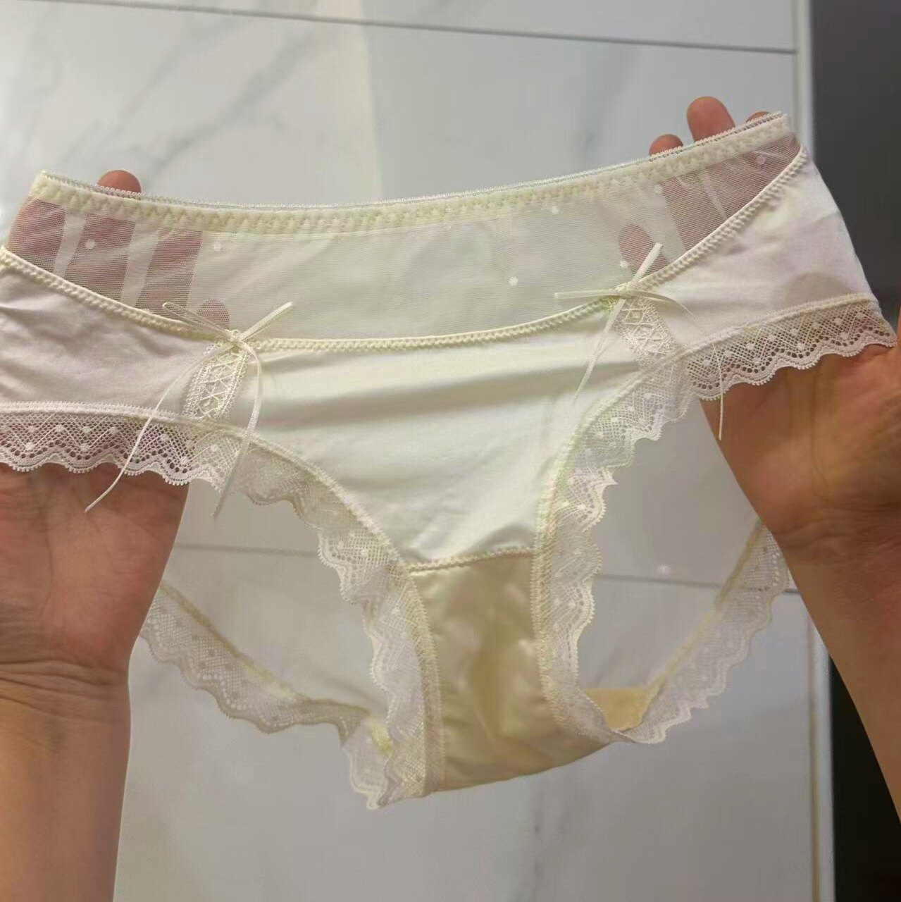 米娅林52923高级缎面中腰内裤女性感蕾丝网纱透明包臀棉裆三角裤