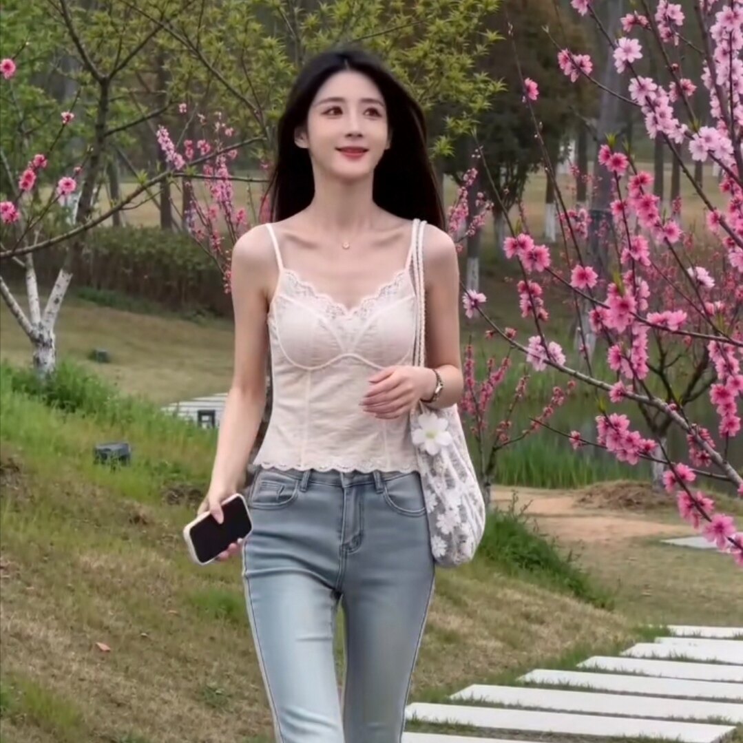 内目新款高级感蕾丝棉质美背