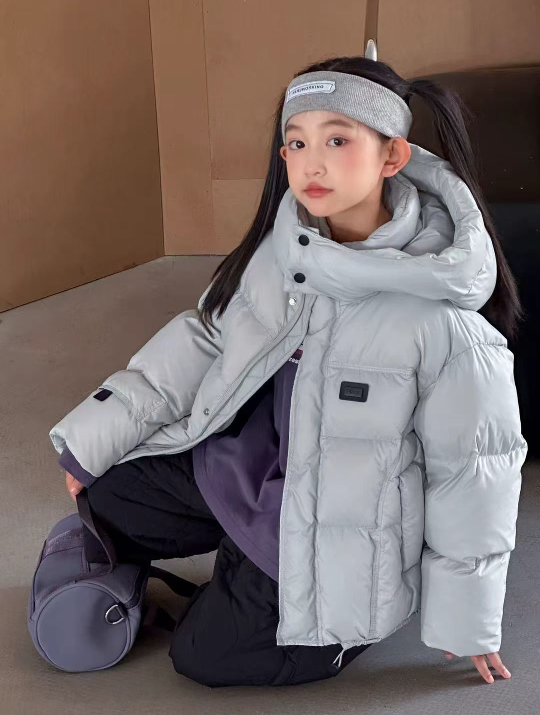 OK100冬季羽绒服26女童款连帽宽松休闲白鸭绒加厚冬装保暖外套潮