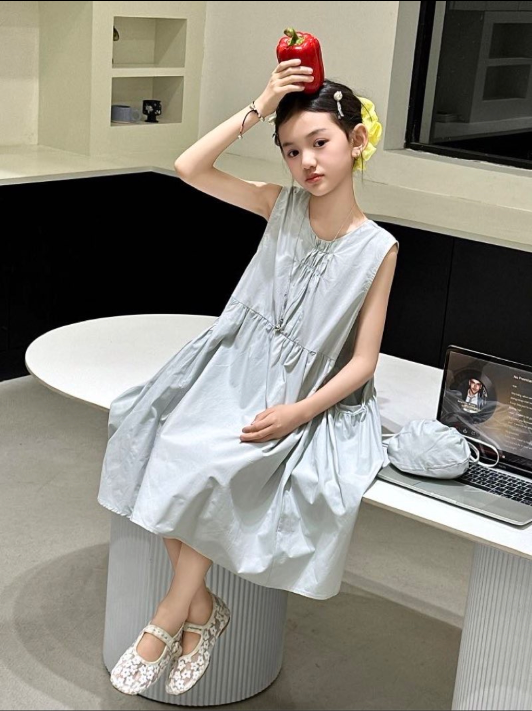 女童连衣裙夏装2025新款洋气女孩时尚背心裙中大童休闲宽松工装裙