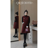 柒院家大码 女小V领时髦气质背心连衣裙2025秋冬款 宽松显瘦中长裙