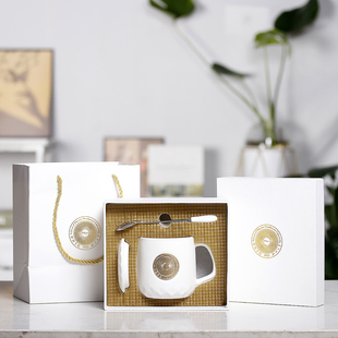 学校徽铜牌咖啡酒店公司商务伴手礼品陶瓷水杯子定制logo浮雕刻字