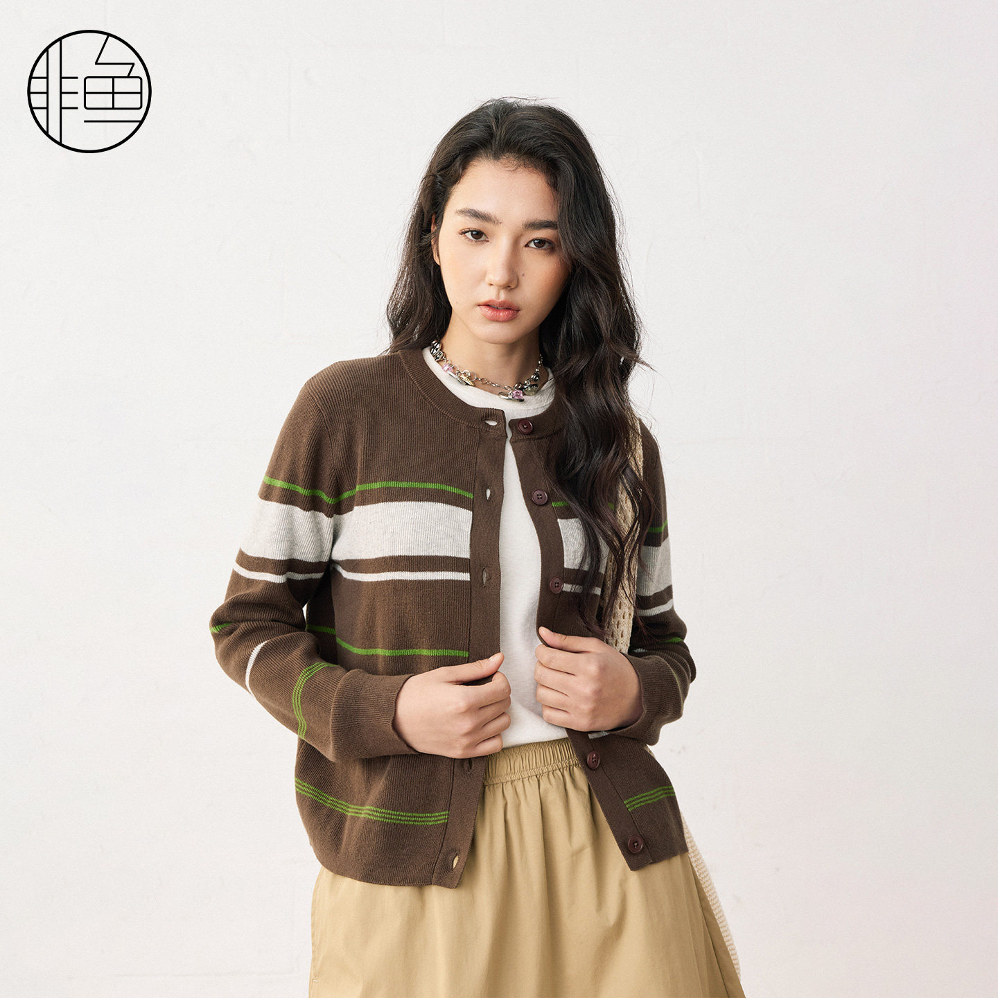 非鱼女2026春款圆领条纹针织开衫新款撞色复古显瘦学院风百搭毛衫