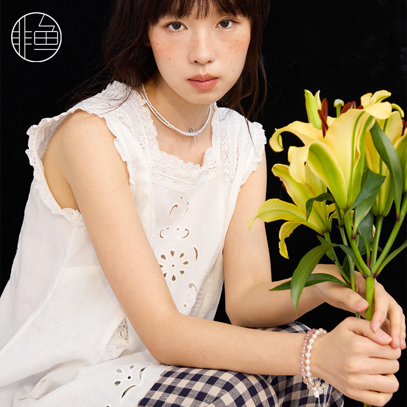 非鱼2025夏季新款苎麻镂空刺绣背心裙文艺减龄女无袖连衣裙