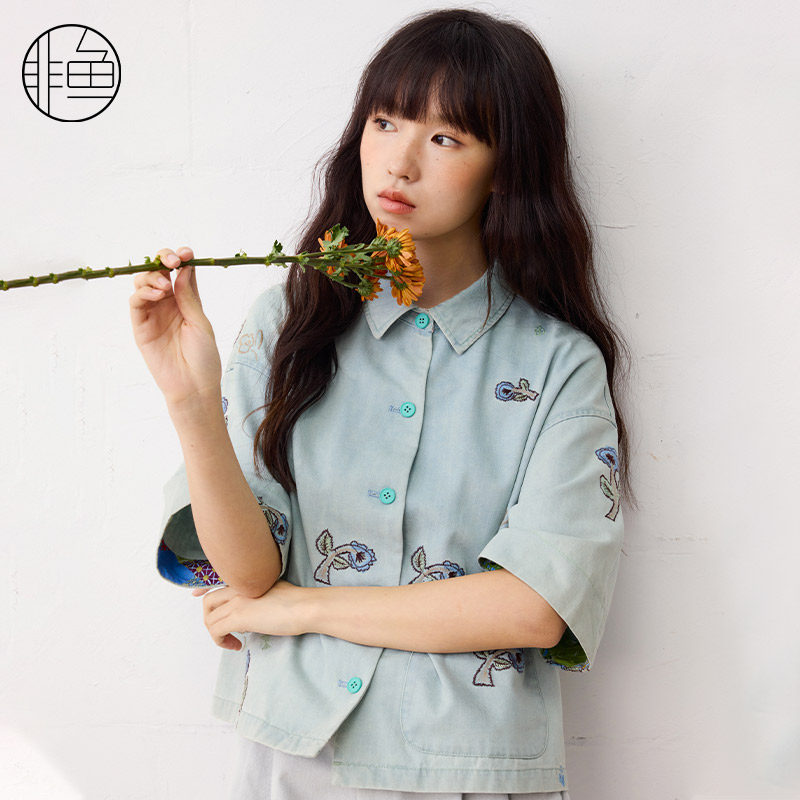 非鱼夏季新款牛仔衬衫减龄小方领刺绣小上衣文艺清新女装25牛仔衣