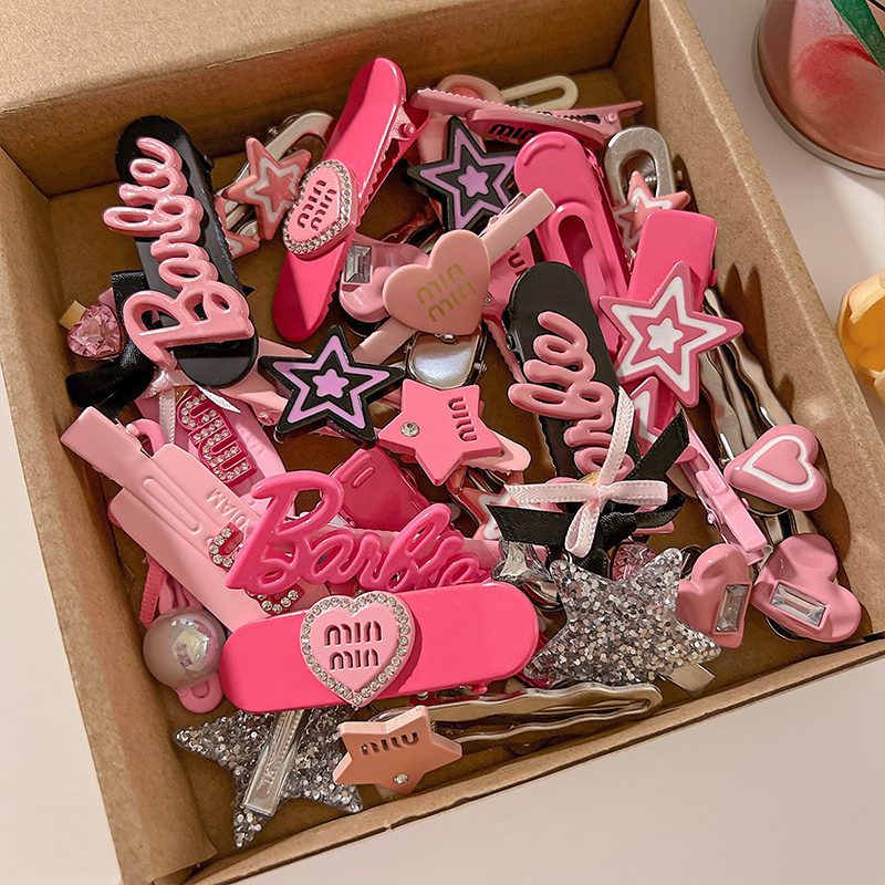 甜酷水钻字母发夹女多巴胺y2k侧边刘海夹轻奢感精致百搭发卡