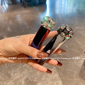 2024新款女士镶钻充电打火机USB小巧个性创意便携女生网红款 防风