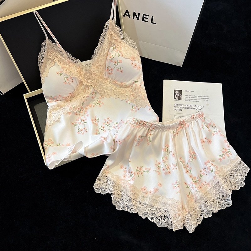 冰丝绸吊带短裤套装纯欲睡衣女性感春秋夏季樱花薄款带胸垫家居服,女士内衣/男士内衣/家居服,睡袍/浴袍,淘宝优惠券,粉丝福利购,淘宝优惠卷