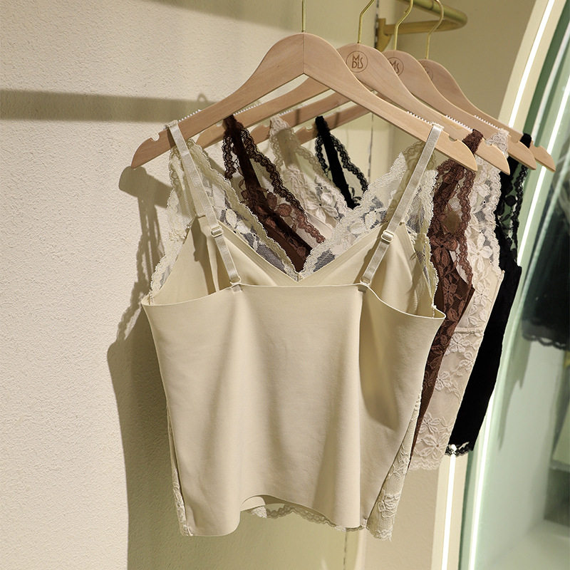 25秋冬立体蕾丝花边V领吊带美背可外穿打底内衣一体固定杯设计款