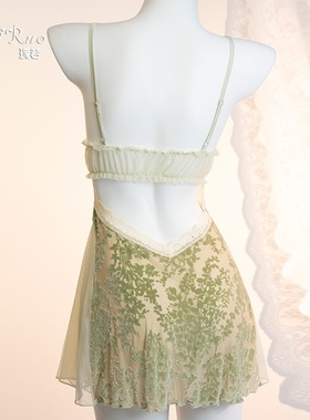 瑰若纯欲诱惑火辣露背低胸聚拢加胸垫睡裙外袍女家居服套装C5928