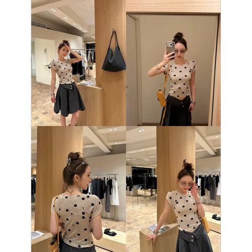 【波点美神】韩系chic 圆领修身波点T恤