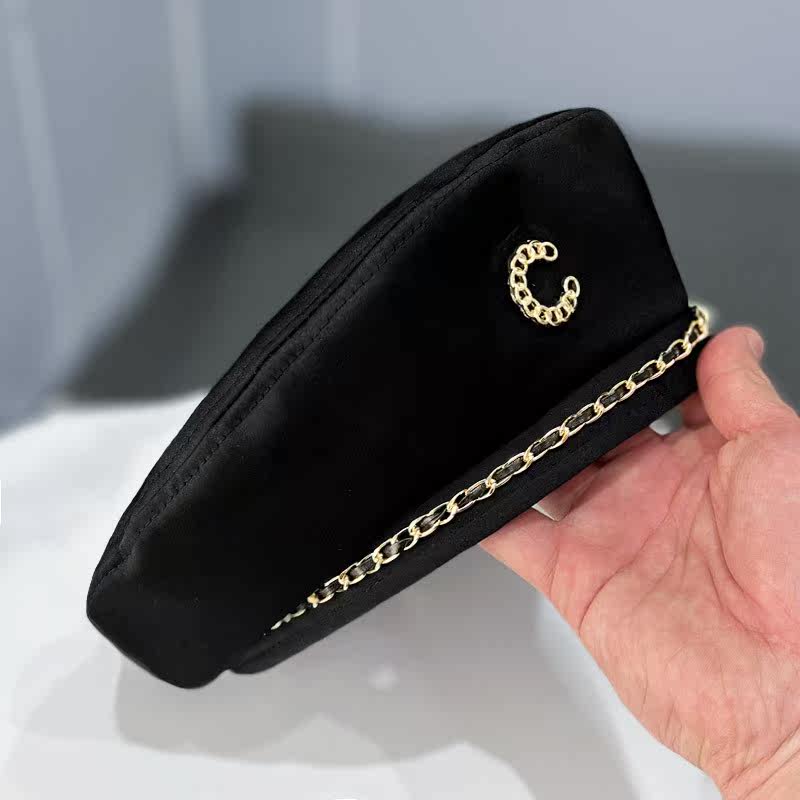 HONG KONG PURCHASING KOREAN VERSION OF INS METAL C LETTER BERET HAT WOMENS SPRING AND SUMMER BRITISH RETRO PAINTER BUD HAT TIDE