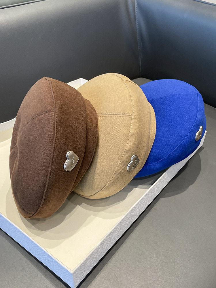 HONG KONG PURCHASING JAPANESE SWEET LOVE BERET HAT WOMENS AUTUMN AND WINTER NET RED WOOLEN VINTAGE PAINTER HAT BUD HAT