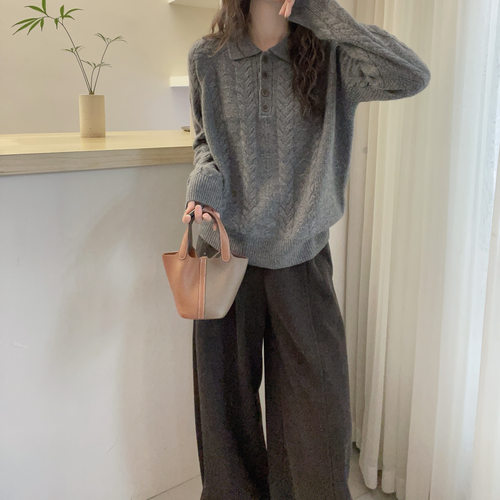 欧洲站2025冬装新款欧货潮翻领山羊绒麻花针织衫女慵懒风毛衣上衣