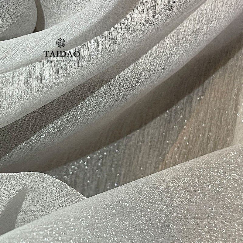 象牙白亮光硬质搭配婚纱布料