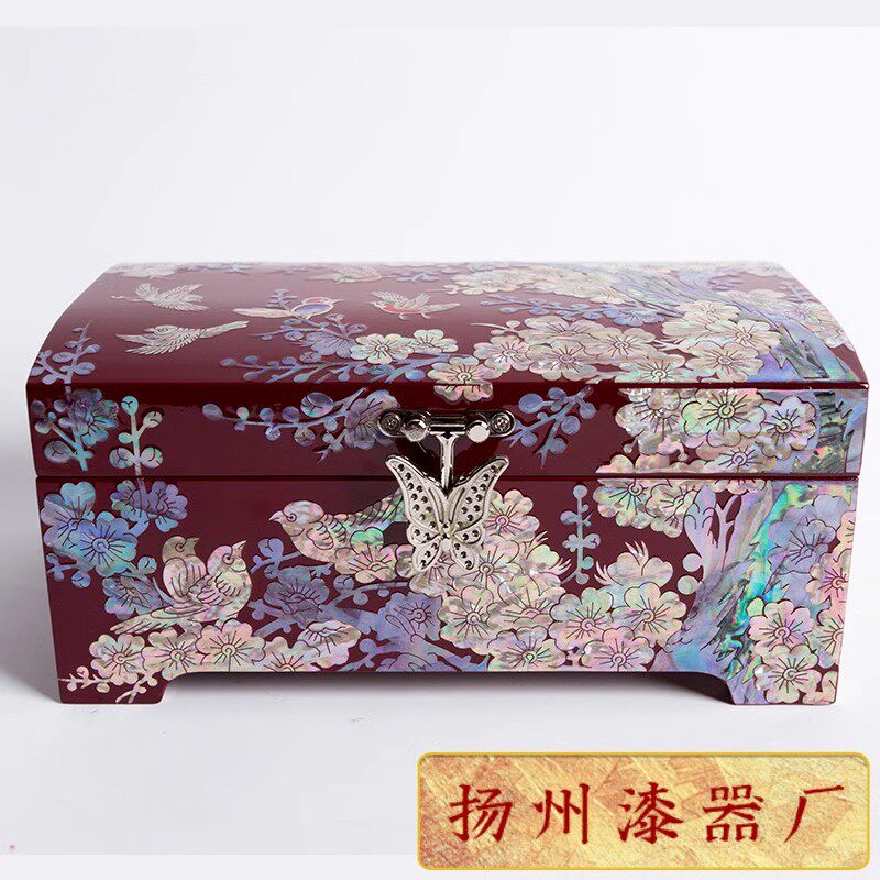 扬州漆器厂嵌螺小枕头喜鹊登梅图片