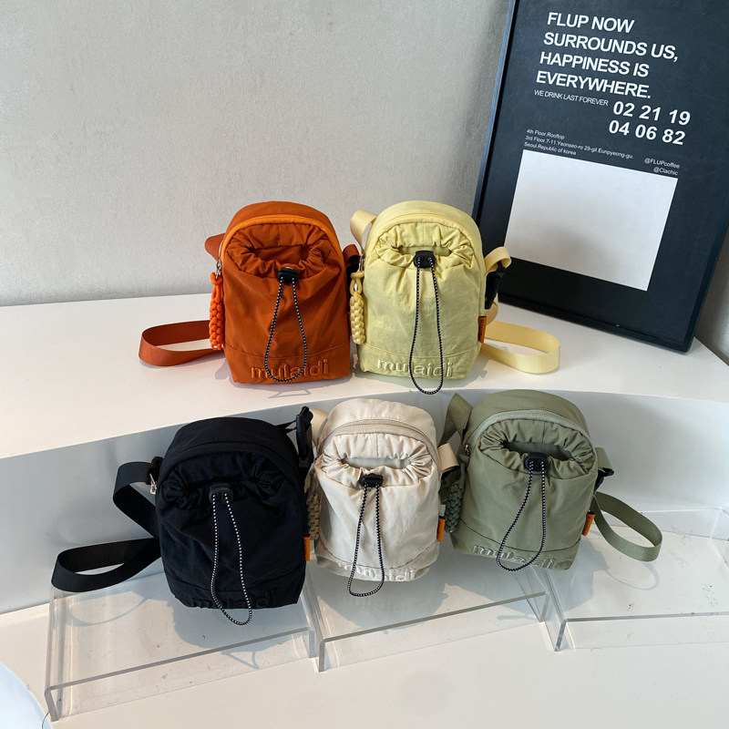 轻便小包包女2025新款潮牌尼龙布包休闲百搭单肩斜挎包女士手机包,箱包皮具/热销女包/男包,通用款女包,淘宝优惠券,粉丝福利购,淘宝优惠卷