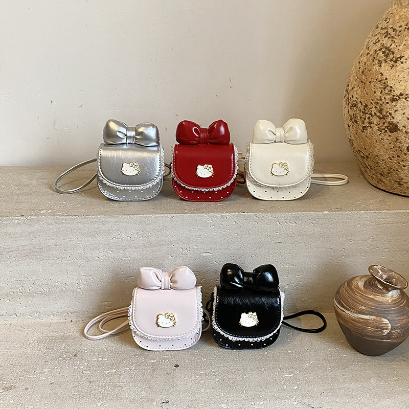 精致猫咪可爱宝宝洋气小包包秋季网红小女孩外出斜挎包时尚配饰包