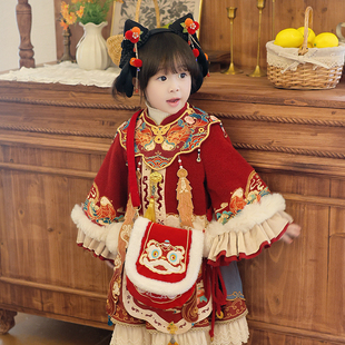 儿童新年斜挎包刺绣醒狮包国风男女童过年压岁钱包小女孩外出拜年